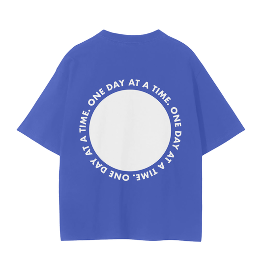 ONE DAY AT A TIME - REGULAR FIT.